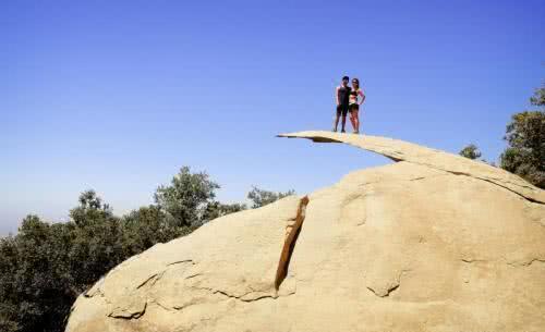 世界最妙的骗局，用一块石头瞒过了上亿人的眼睛，网友：演技太好