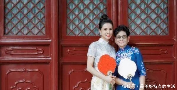 #妈妈#你的婚礼,找到那件让你的母亲大人优雅又大方的衣裳没?
