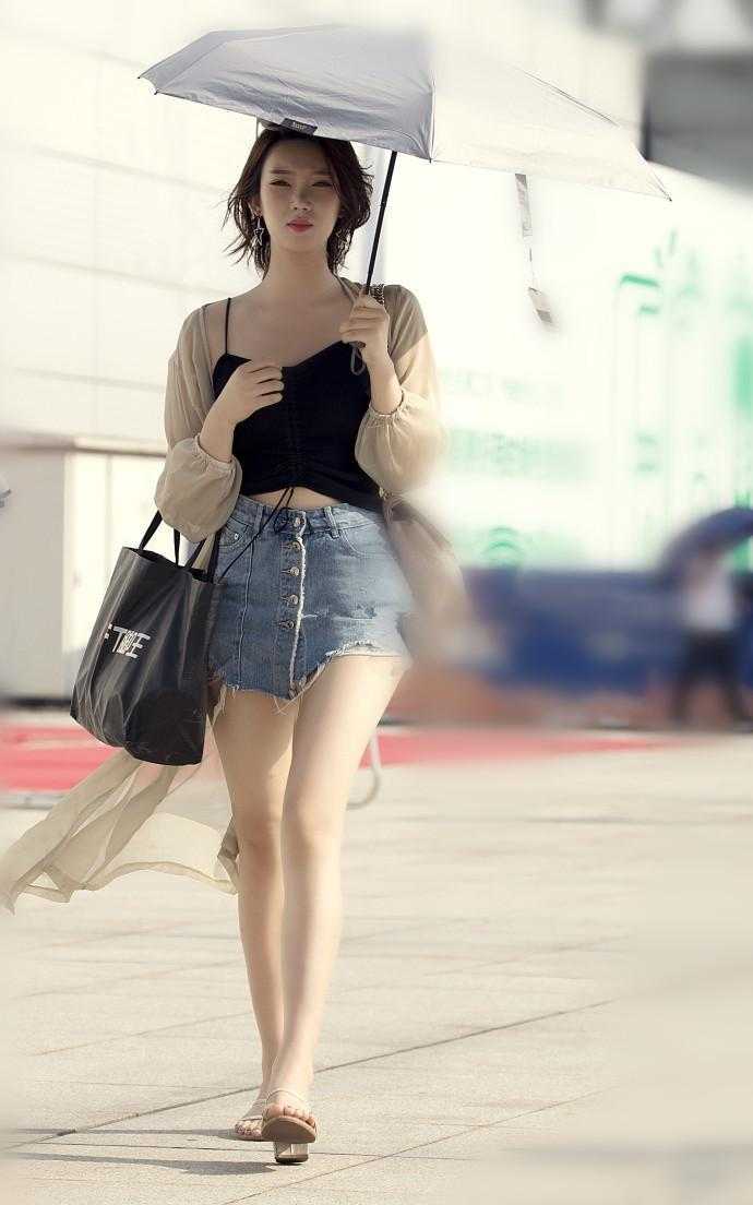 重庆街拍, 适宜的搭配彰显成熟女人味