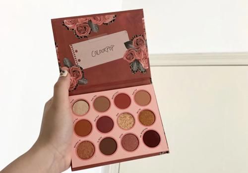  #Colourpop#Colourpop眼影盘推荐！珊瑚丛盘“斩男”，蜜桃盘原气，蝴蝶花盘烂漫
