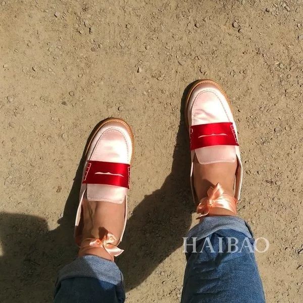 围观| 终于等到你们最爱的博主!为什么她们的穿搭永远都新鲜有趣?