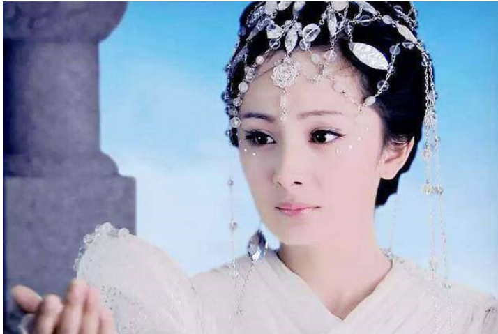 杨幂杨颖对付刘亦菲