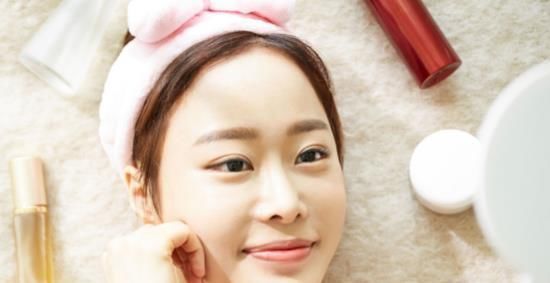  #干燥#补水和保湿有什么区别,如何防止肌肤干燥?