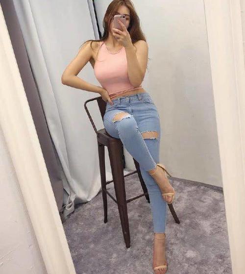 路人街拍，这应该才叫健康的美，比那些细胳膊细腿的病态美强多了