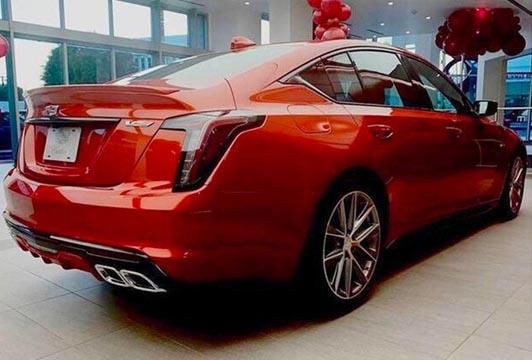  [实拍]凯迪拉克CT5-V到店实拍 搭载3.0T发动机