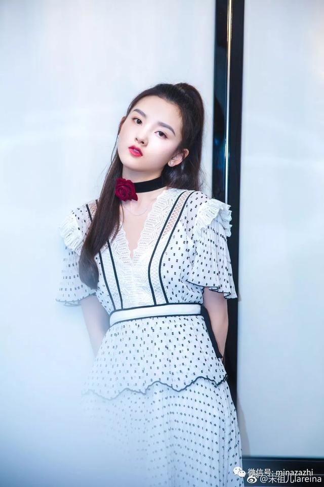 发型|热巴《一千零一夜》颜值爆表 和女星一起get清凉的夏日发型