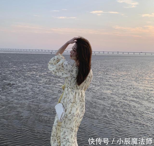 【瞧瞧】先别急着买衣服，瞧瞧今年明星团宠的“4款”单品，穿一次就上头