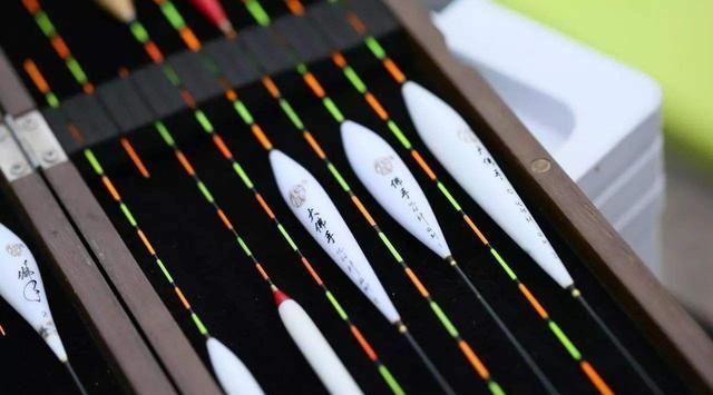  『优点』鱼漂吃铅量大、和吃铅量小都有啥优点？