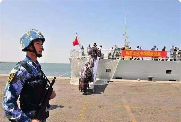 571名中国公民安全撤离,警示牌一句话无人妄动