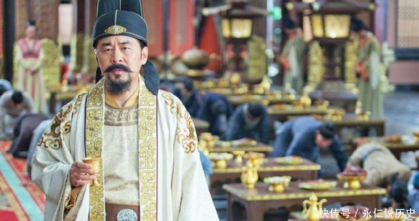  迁到洛阳@赵匡胤明明有两个儿子, 年纪也不小, 为何还要传位兄弟赵光义