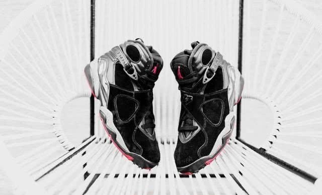  不强@低调奢华！存在感并不强的Air Jordan 8 Retro成色如何？