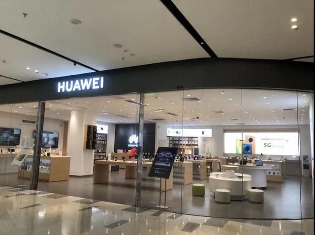  「上海美罗城」海底捞等位2小时、喜茶排队70分钟：报复性消费真的来了？