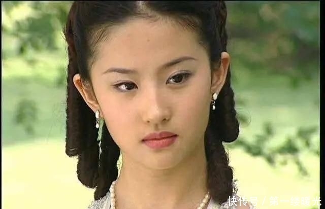  「刘亦菲」流水的明星，铁打的刘亦菲，挑着演的她为什么能这么红？