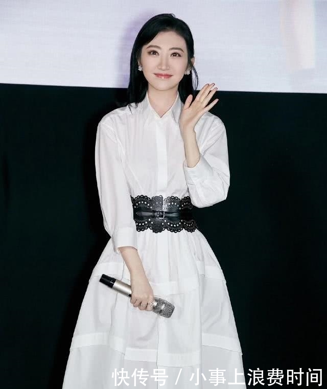  【时髦】春天选对“腰封”，显瘦又时髦，注定你比别人美！