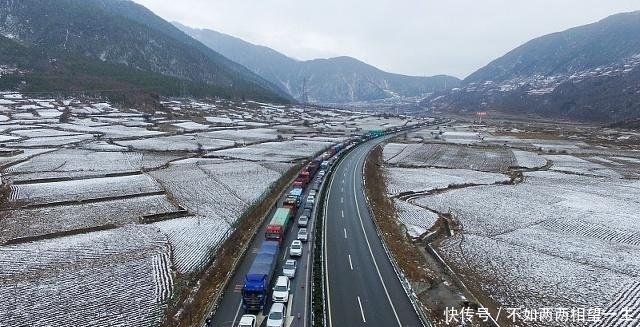  【高速】这条高速，被誉为中国最美高速，有长达十公里的隧道！