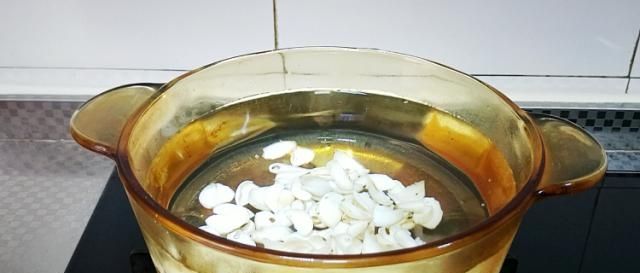  【皮肤】桃胶到底应该怎么炖？教你和南瓜神奇搭配，美容养颜，喝出好皮肤