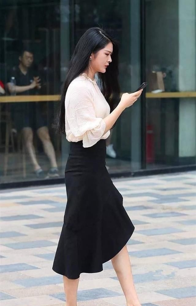 『吊带』高跟鞋遇上吊带,成熟中带着性感