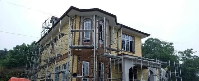 农村建房需要几十万，为什么农民不去买房，要自己建呢？