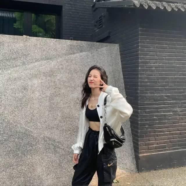  穿准■150小个子女生初夏这样穿准时髦