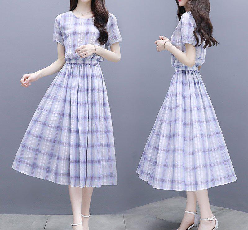 女人五官平平没关系，穿衣打扮要关注，6款连衣裙让你气质倍增