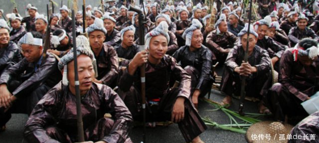 中国唯一可以持枪的民族，欢迎的方式就是开枪，如今只剩30几户