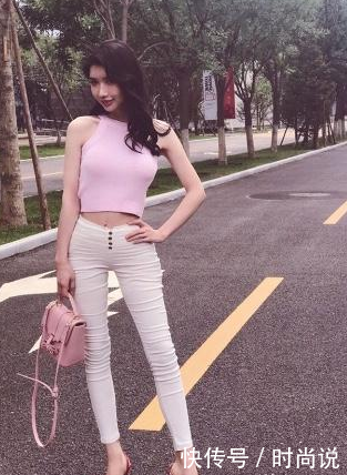 女性都爱的紧身牛仔裤，甜美时尚，展示女人的风韵！