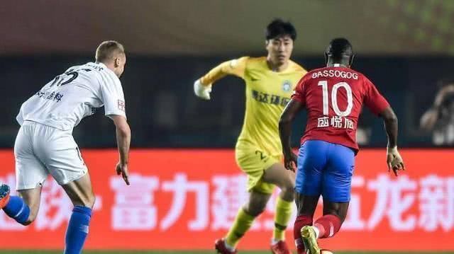  「球队」天海准入资格悬念将揭晓，最快今天出结果，名记指出球队最大问题