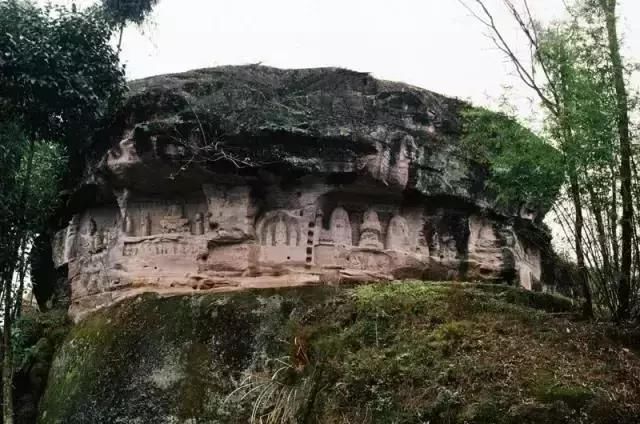 家底厚底气足!成都这座小城比敦煌还要辉煌，却低调得令人心疼!