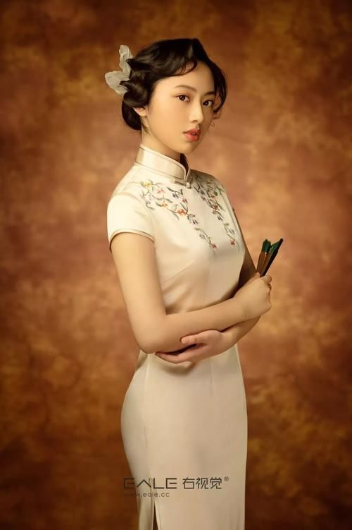 必收藏！百张女孩与花摄影作品！-右视觉十周年饕餮视觉盛宴。