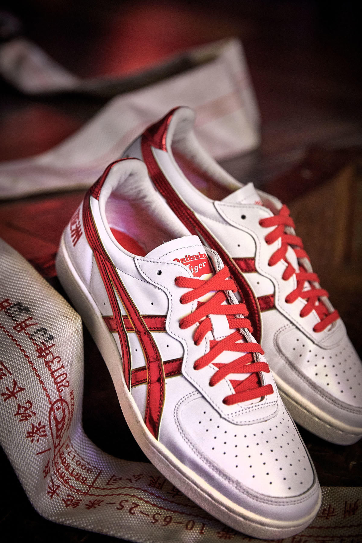 鬼冢虎携手 SANKUANZ 推出 GSM 鞋款“亚洲团结”