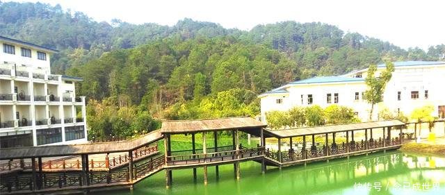  「经济」曾是广东省会，素有“岭南名郡”之誉，现如今却沦为了四线小城