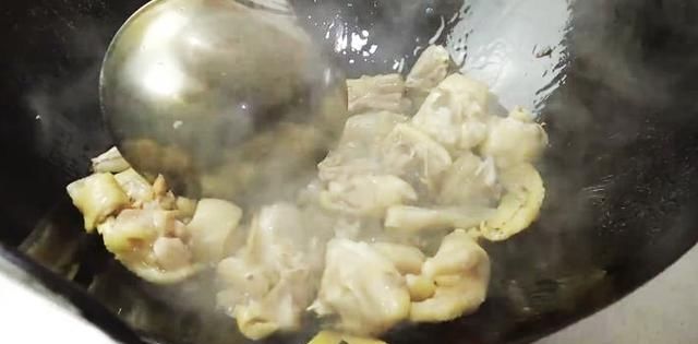  不腻■肉鲜味美，鲜美入味，连吃一周都不腻，做法还简单，小白都会真香