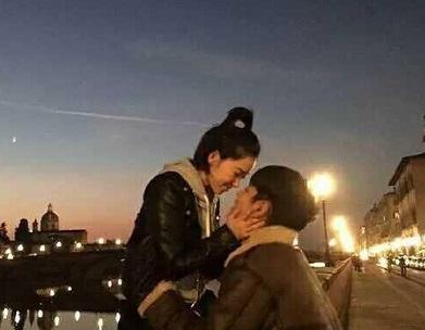 阚清子证实已和男友分手,纪凌尘转发却因四个字被批渣男,蹭热度