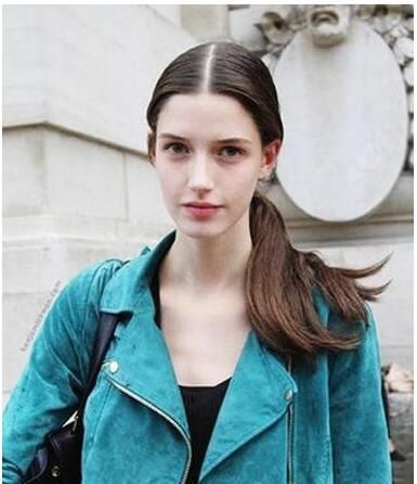 60秒钟绑出干净利落的马尾发型!