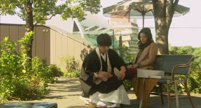 石原里美的高跟鞋，大龄女催婚必备，让玉足显得更修长