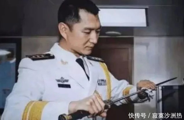 能够拥有以下三把佩剑，是中国士兵至高无上的荣誉！