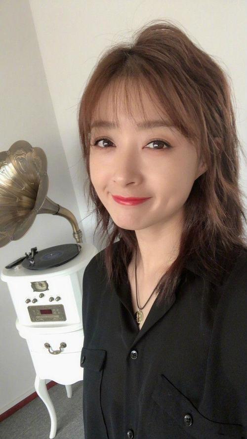 蒋欣只不过是换了发型，看起来居然像瘦了20斤！