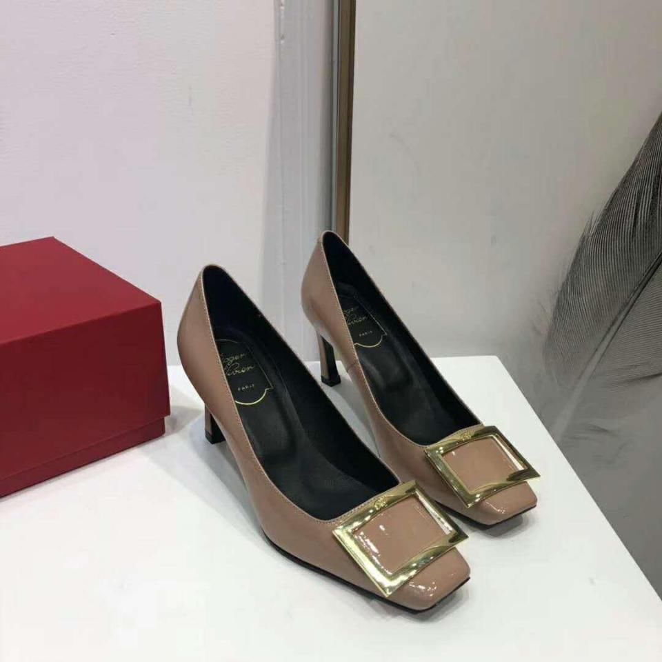 干货:初秋女生应该人手一双的高跟鞋，不点进来绝对后悔