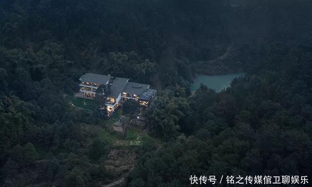 他归隐山林,租了栋800㎡废弃三合院,改造后,却让网友羡慕不已