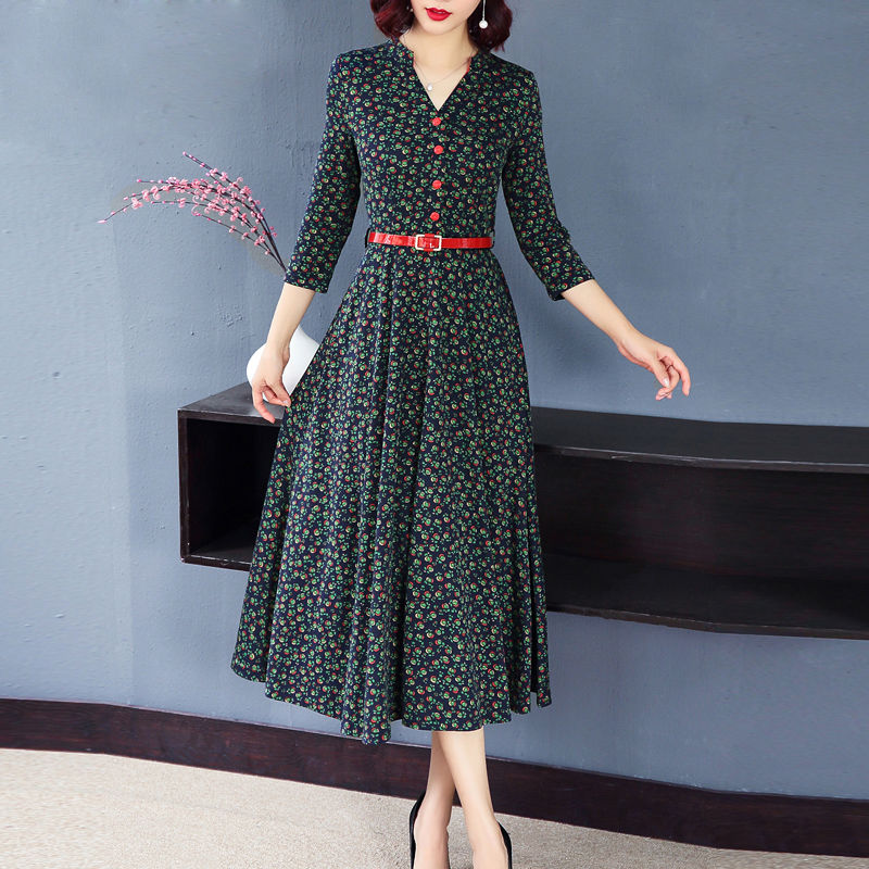 中秋说冷就冷!剁手也要给老婆买件这样的精致秋裙，洋气保暖