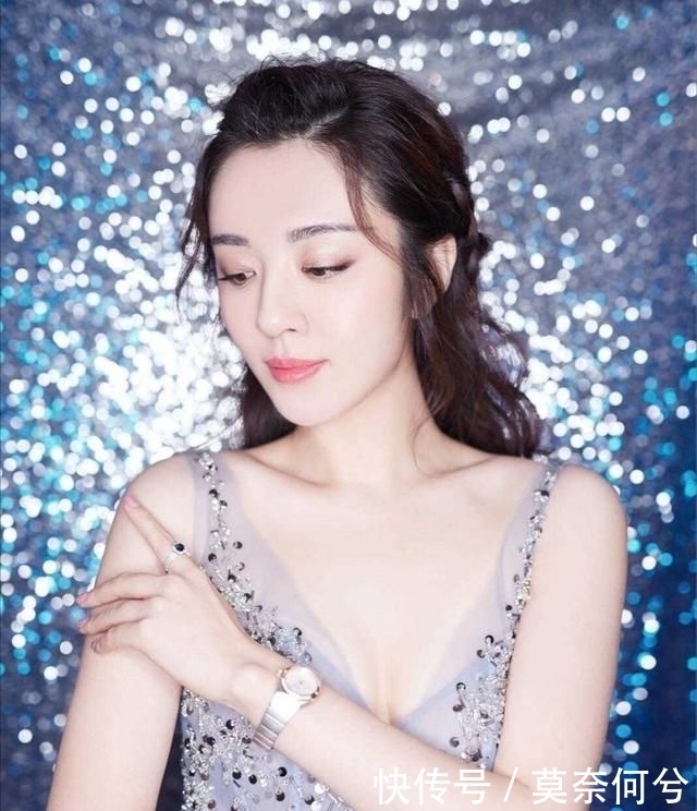薄纱@但身材匀称，穿吊带薄纱连衣裙气质惊艳，王晓晨不是“尤物女神”