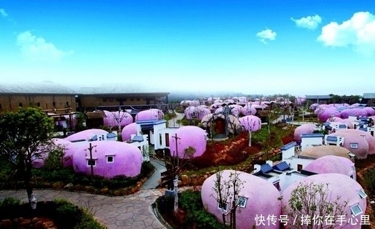 ’高山休闲度假基地‘这是被誉为“福建的香格里拉”,景色优美。