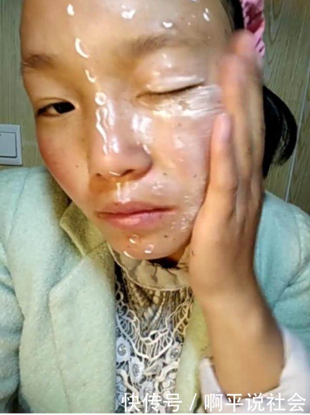 女子年老色衰老被丈夫嫌弃，为了取悦老公化妆，丑女成女神