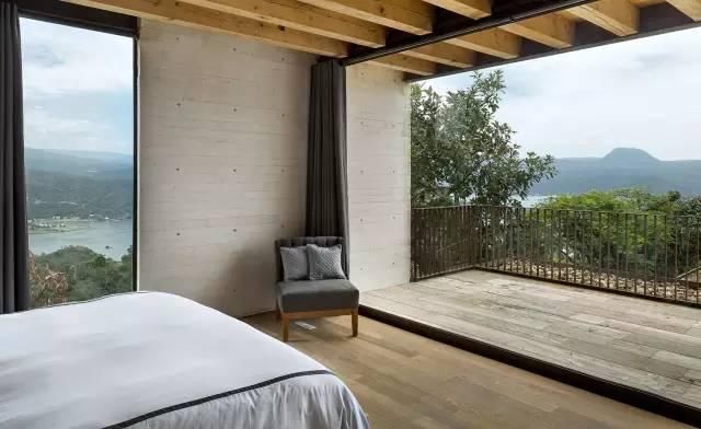 我的屋前有颗树！庭院景观设计 庭院树木 因树建房 依山建房