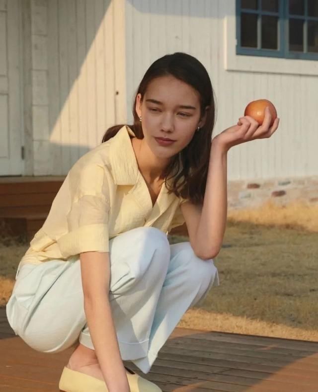  「时髦」2020年裤子流行这样的“设计”！
