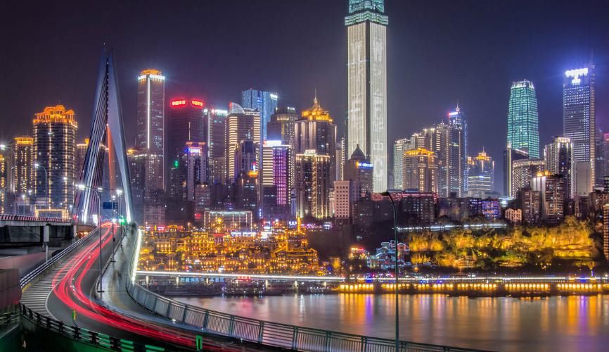  经济@中国面积最大的直辖市，比台湾和海南加在一起还大，是上海的13倍