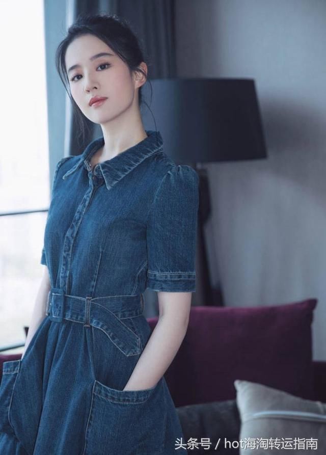 刘亦菲广州出关，终于瘦下的她，我还发现了~