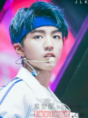 时尚男生发带发型 绝对是理想男友最佳发型