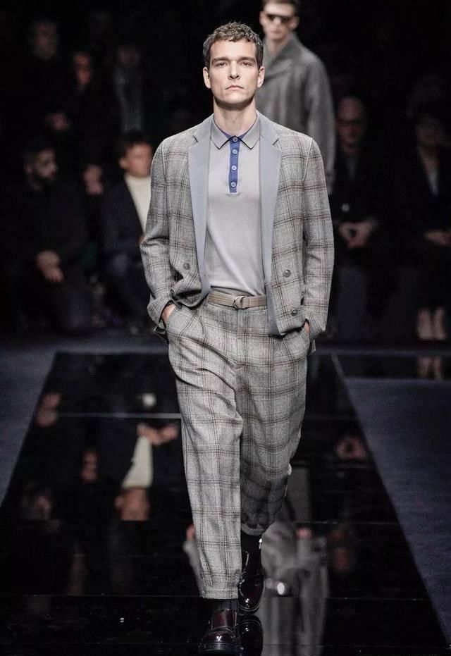  「延续」85岁的Armani先生，一直延续自己的风格，优雅简约的更加年轻化