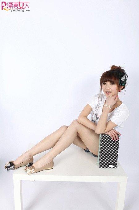 （美拍）今夏围楔型美鞋打造名模般美腿视觉